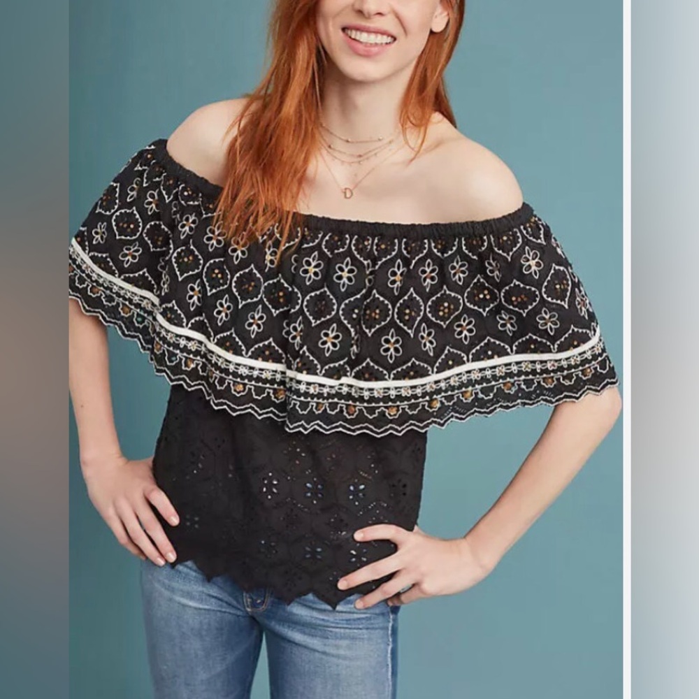 Hemant & Nandita Mavra Pullover Top Cotton Embroidered in Black & Gold size XS